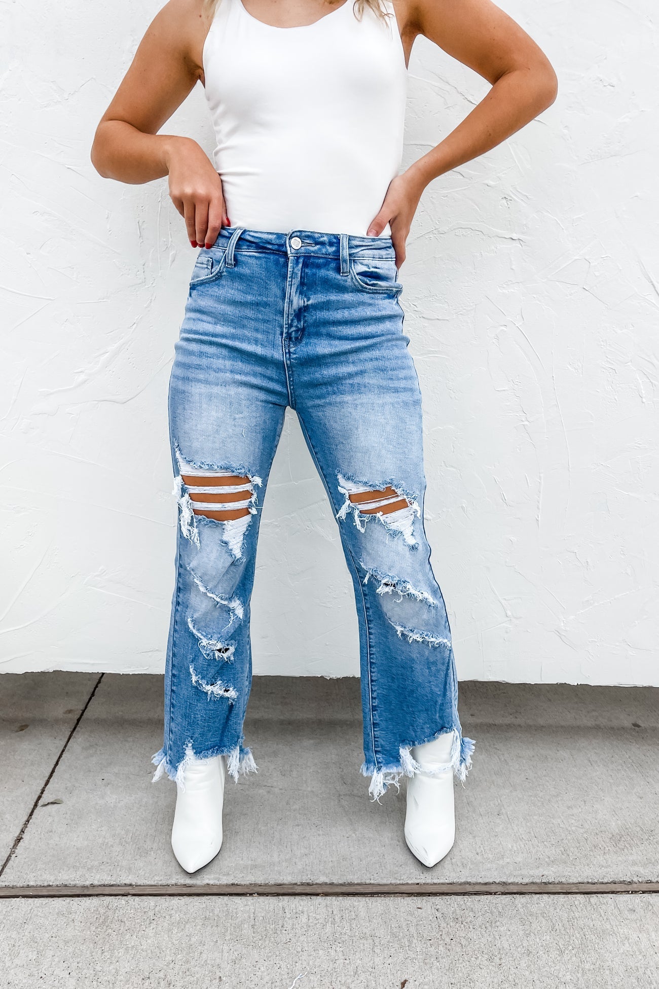 URBAN DISTRESSED CROP JEAN