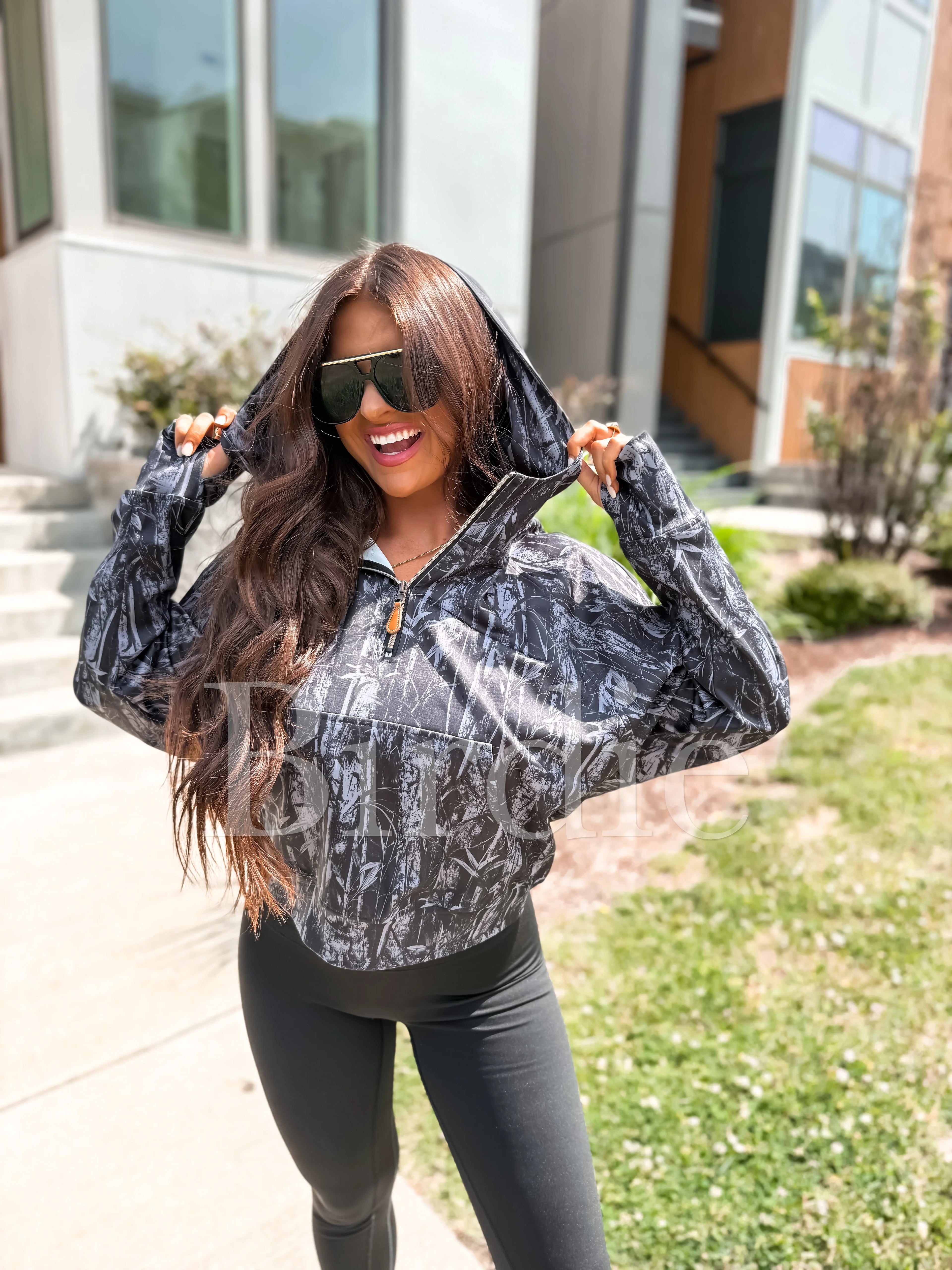 Summer Quarter Zip Pullover in Blackout Dark Camo