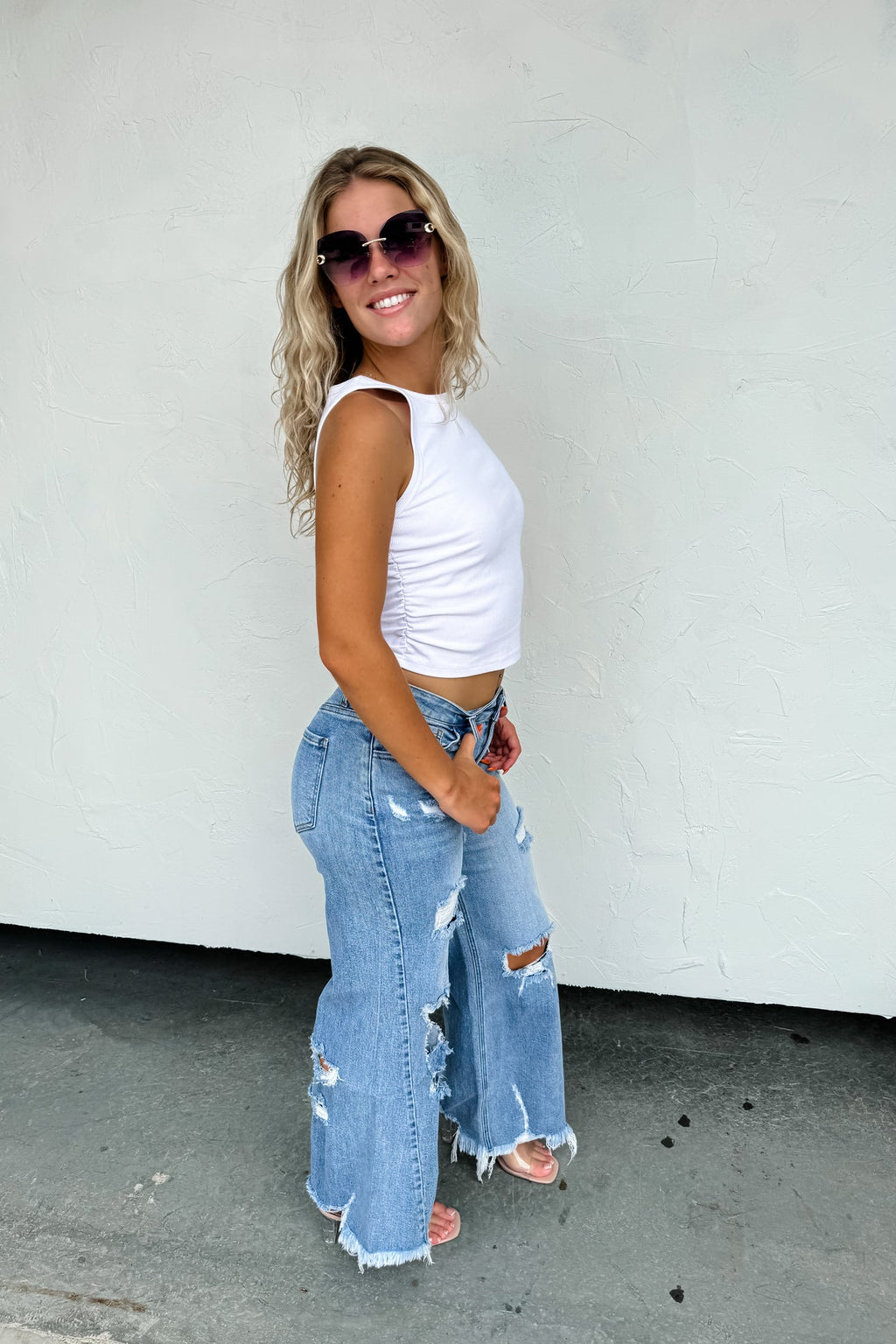 DREW DISTRESSED DAD JEANS