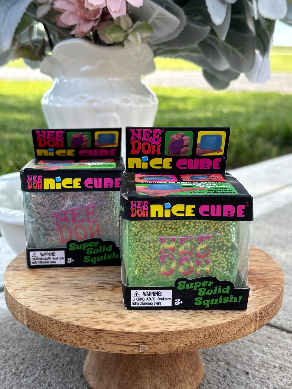 Glitter glow in the dark cube squish