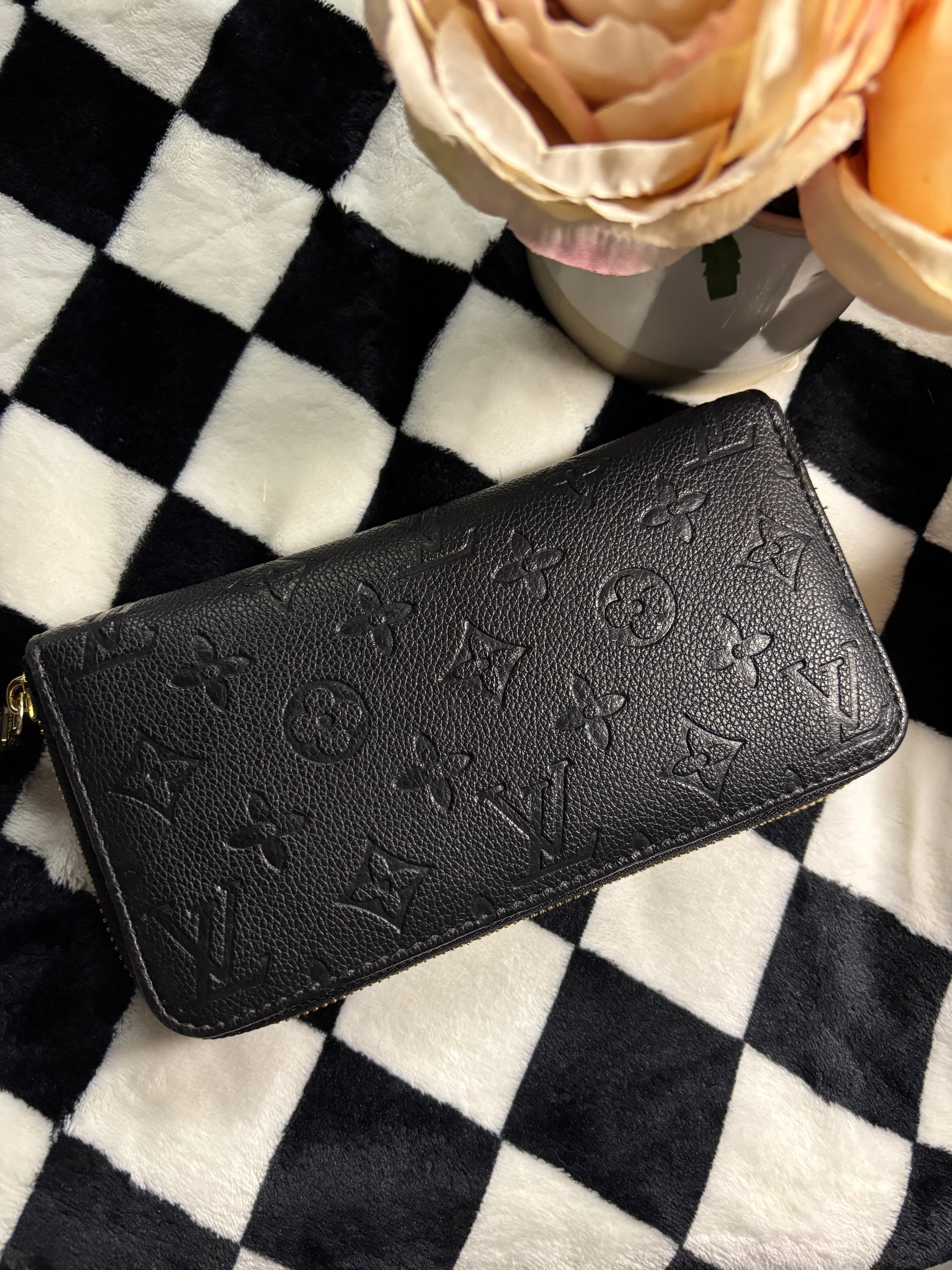 Black monogram LV large wallet - replica