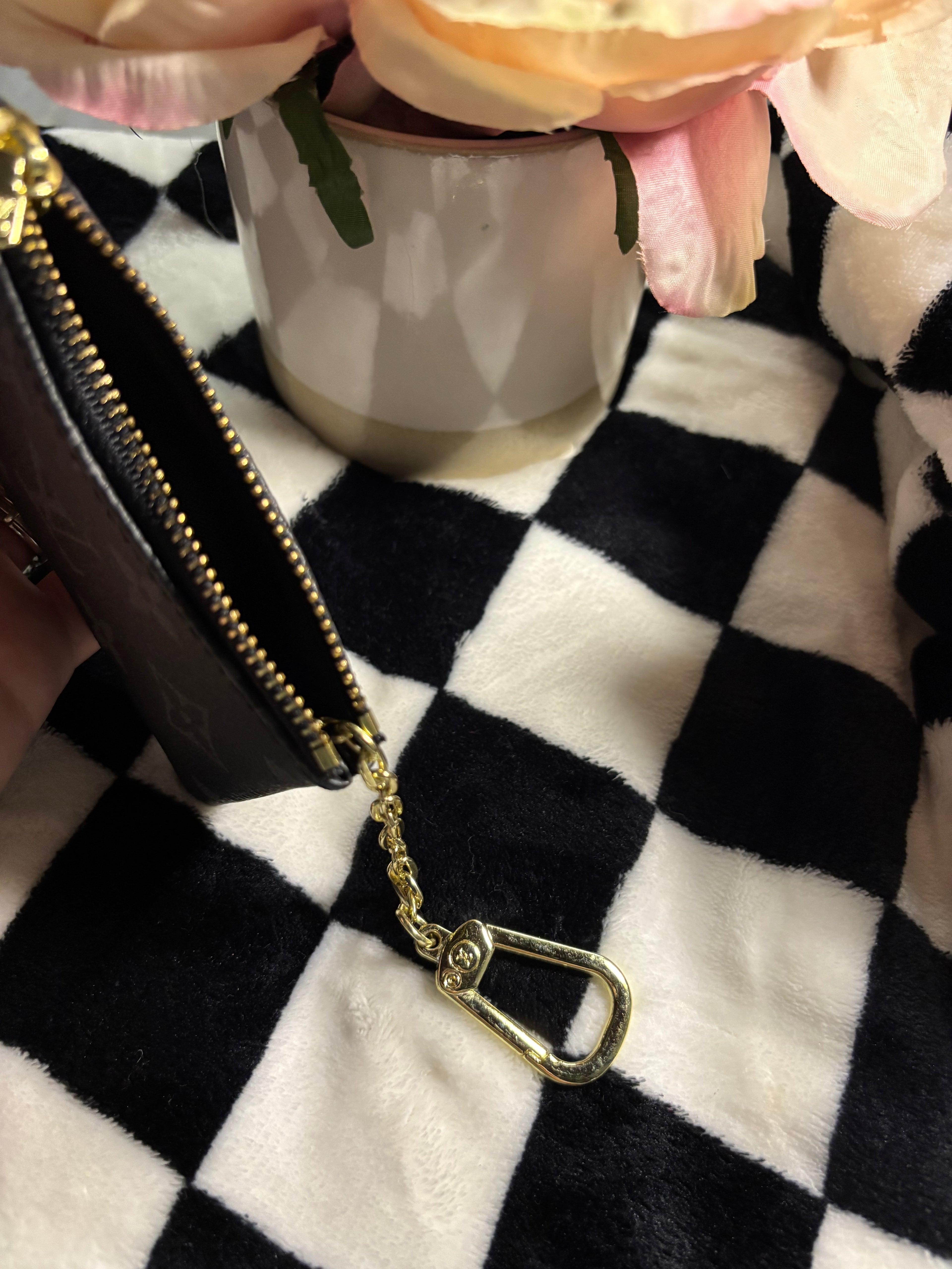 Black/gray monogram LV coin purse with clip - replica