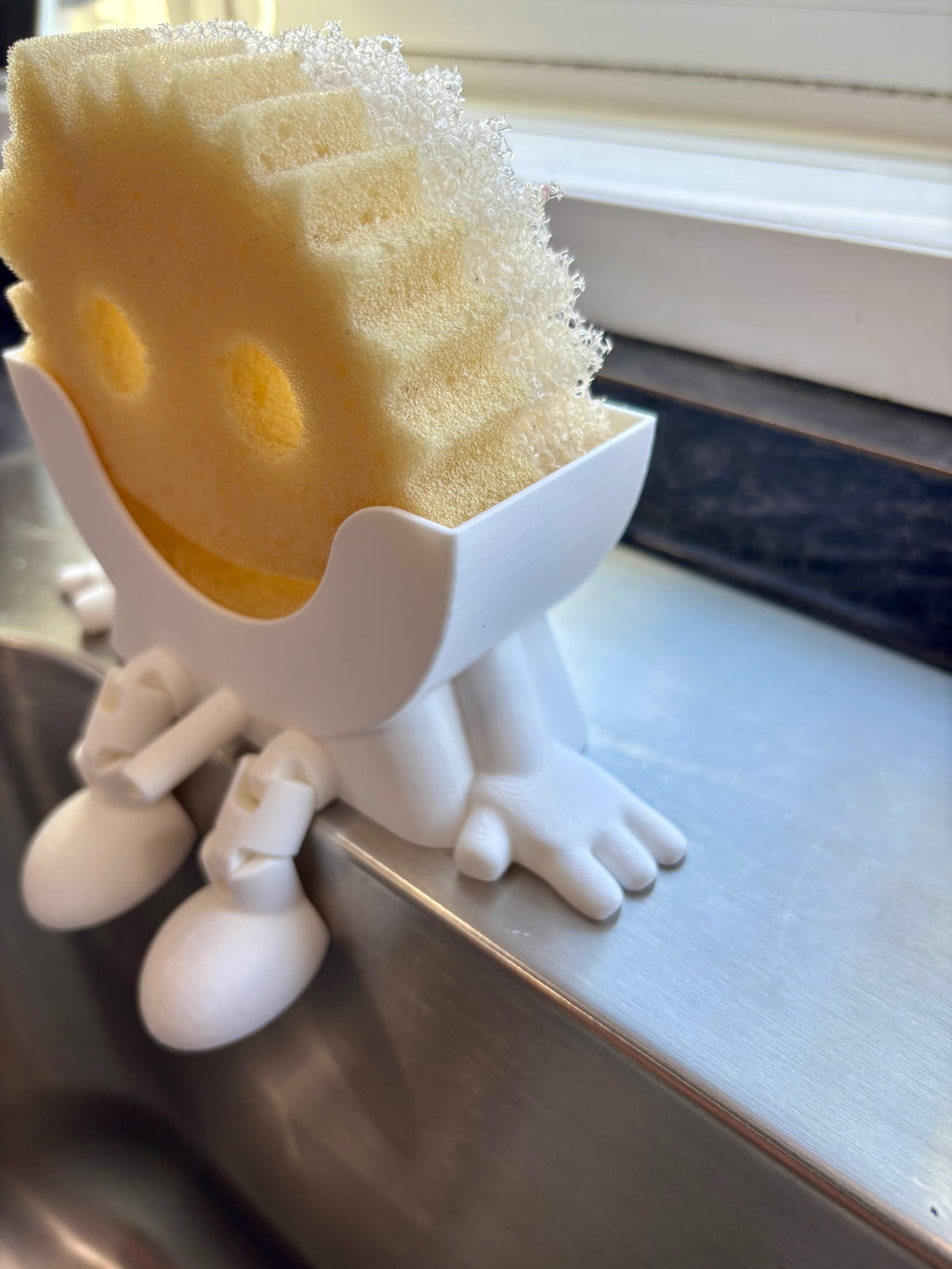 Scrub Daddy/Mommy sponge holder