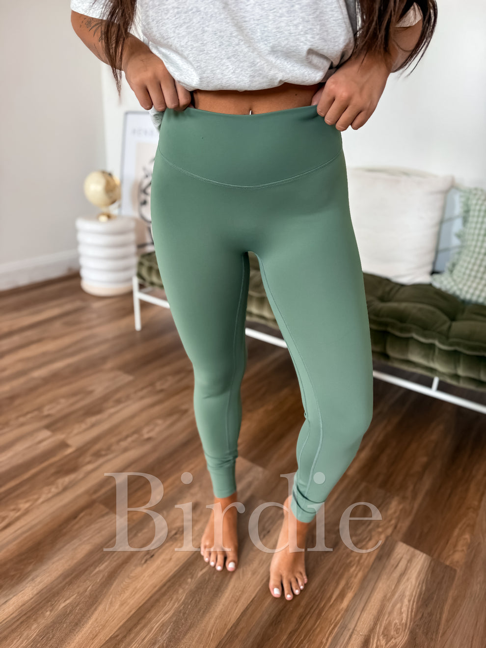 PREORDER Melt Leggings in Olive